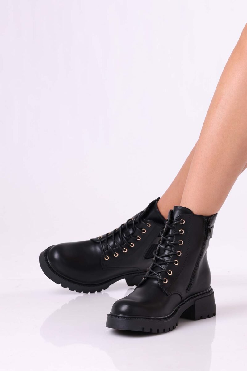 Grunter  Boots