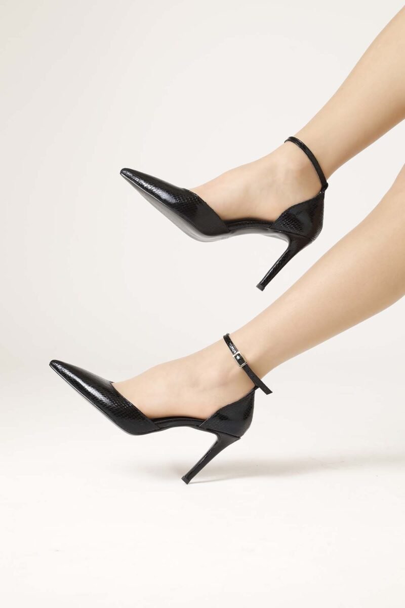 Modish Pumps