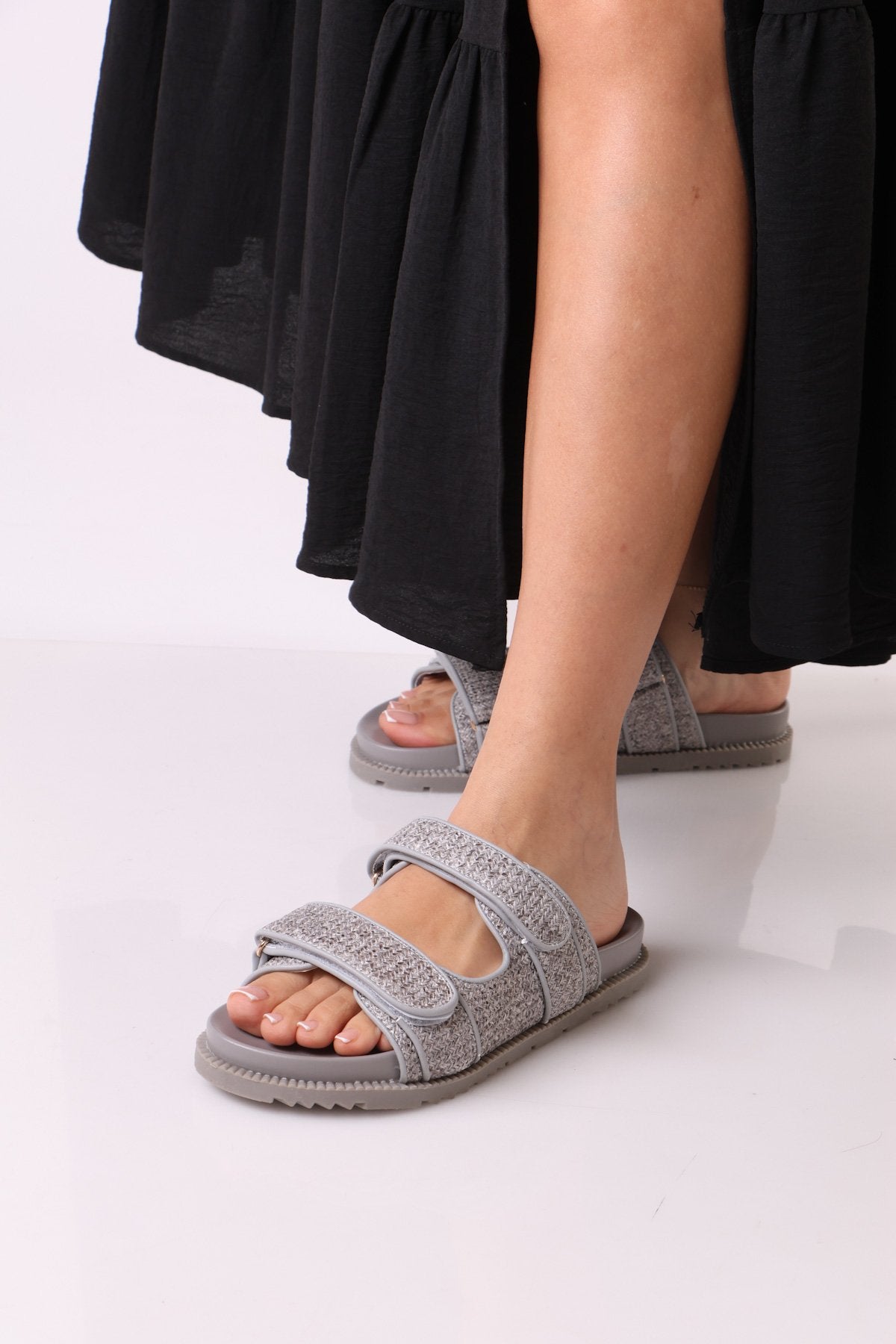 Laster Slippers