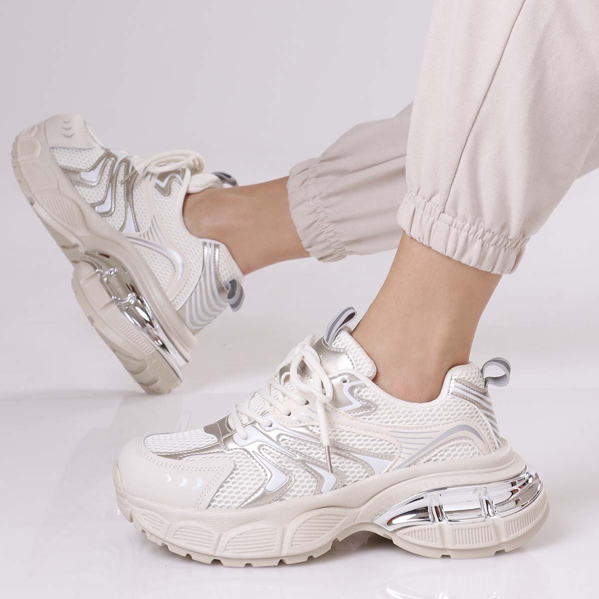 Active Sneakers