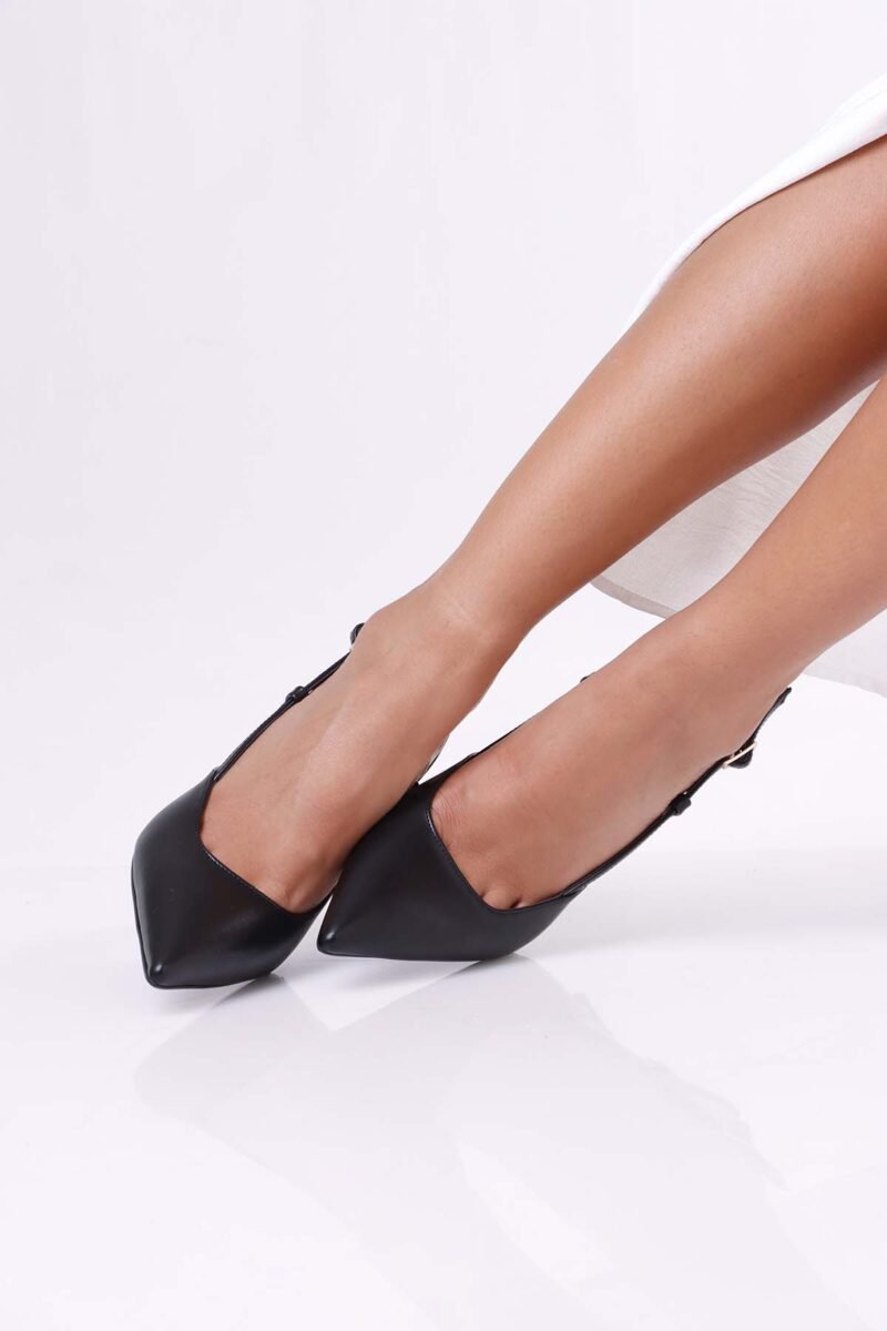 Vesta Leather Pumps