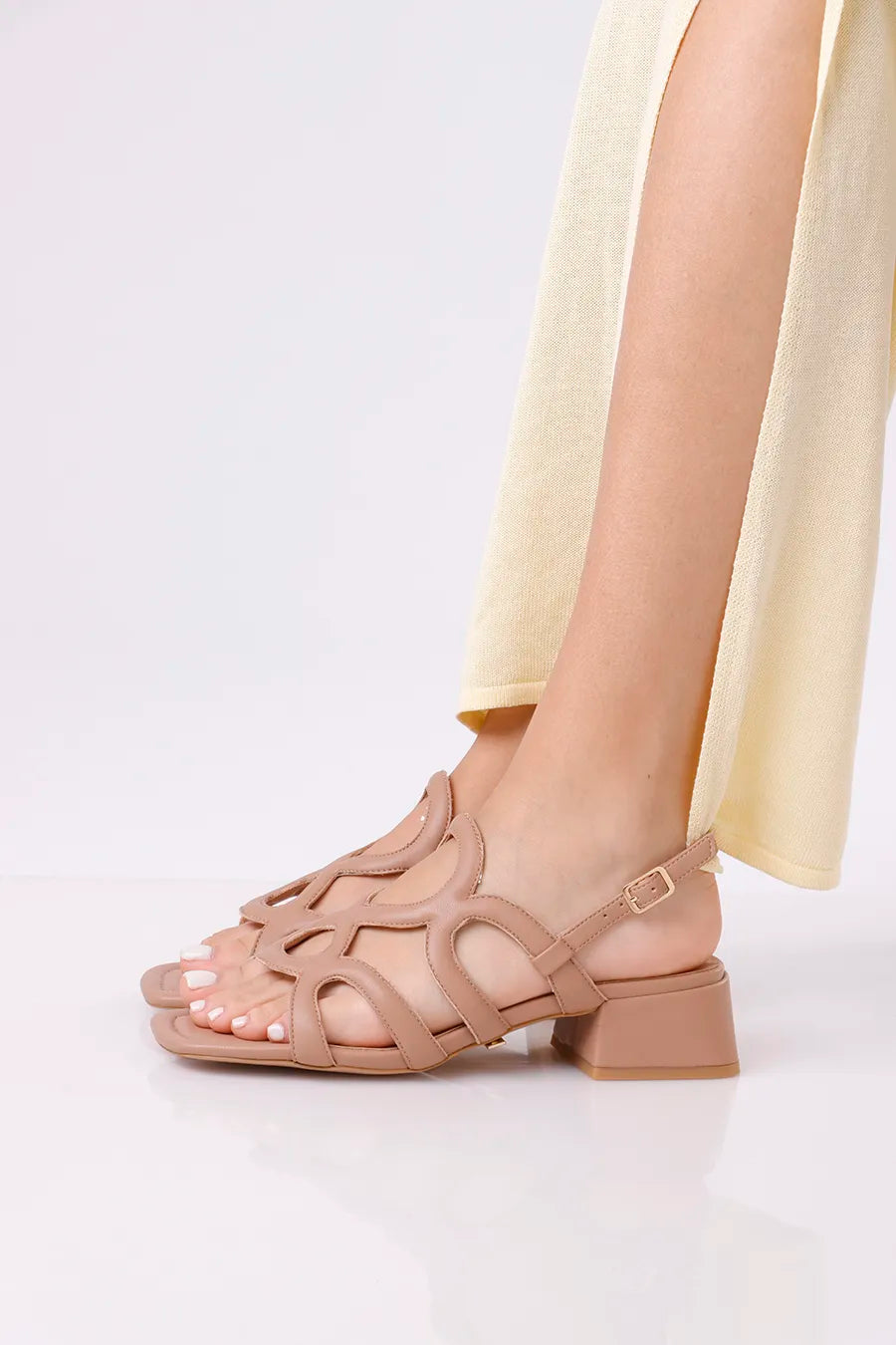 CH-670 Beige