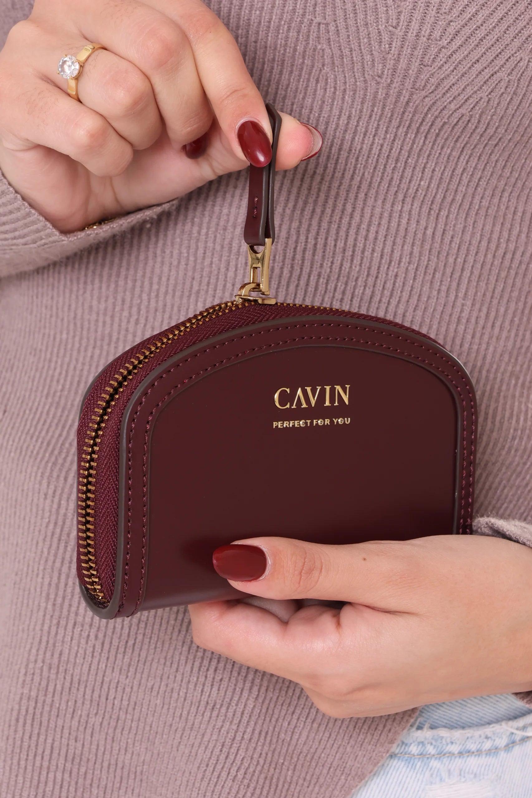 Cavin Arc Pouch