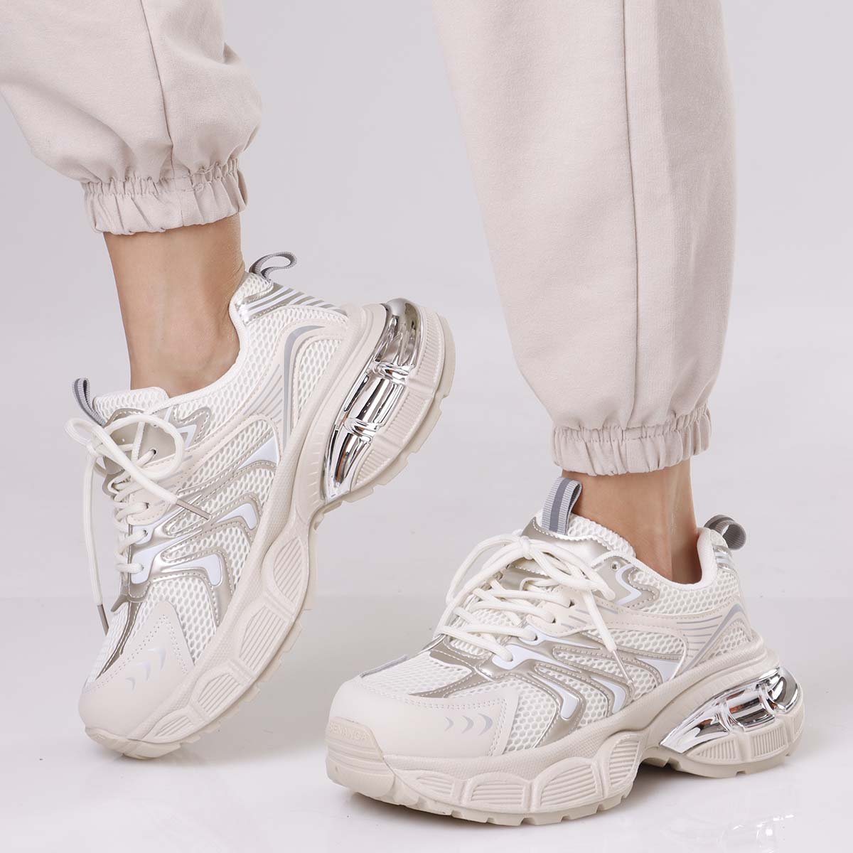 Active Sneakers