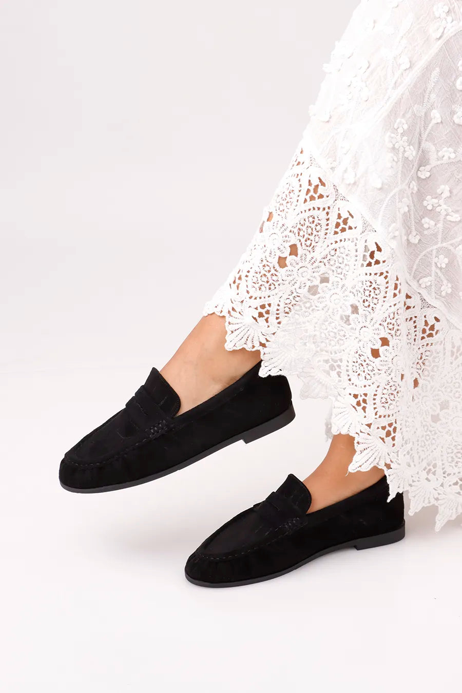 CL-145 Black