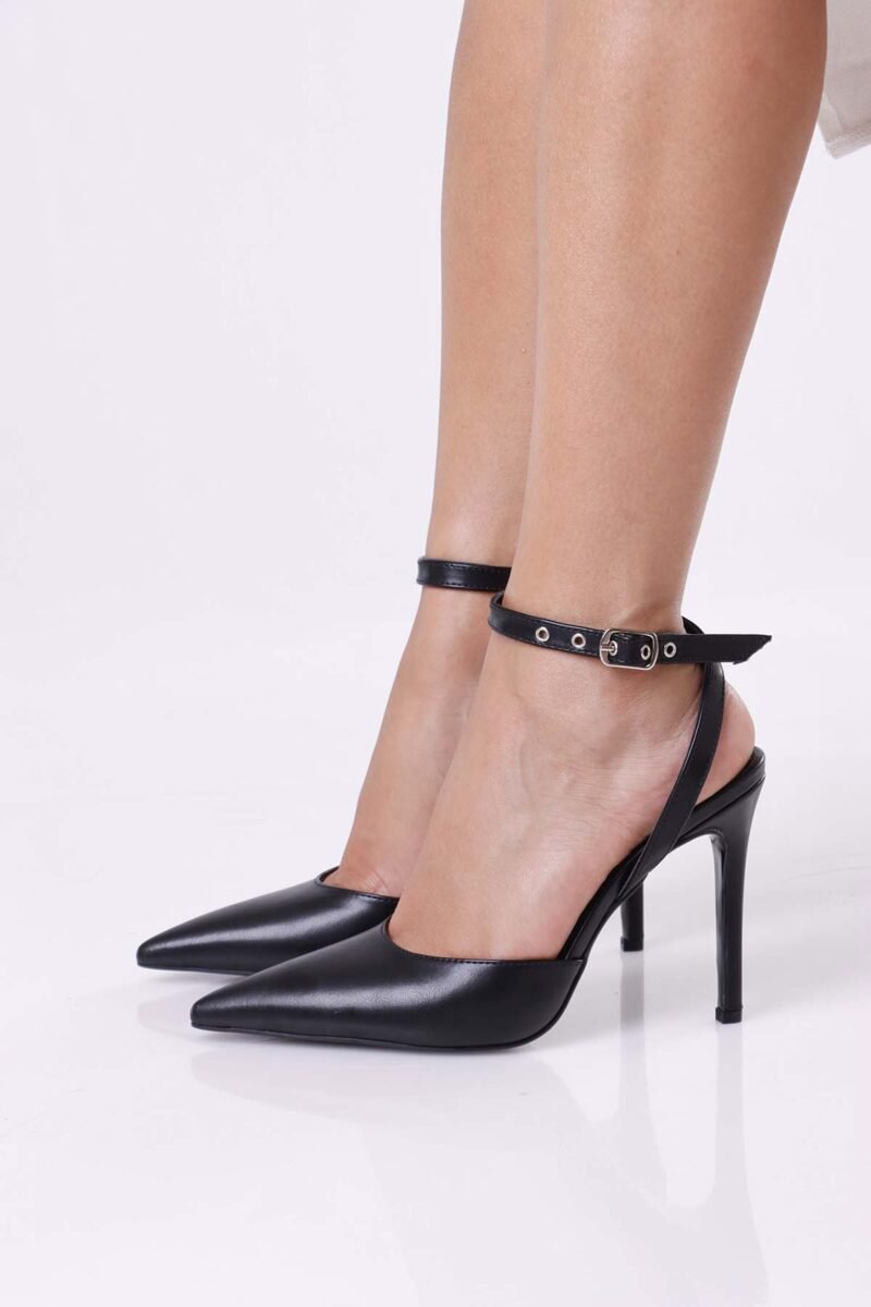 Despina Pumps