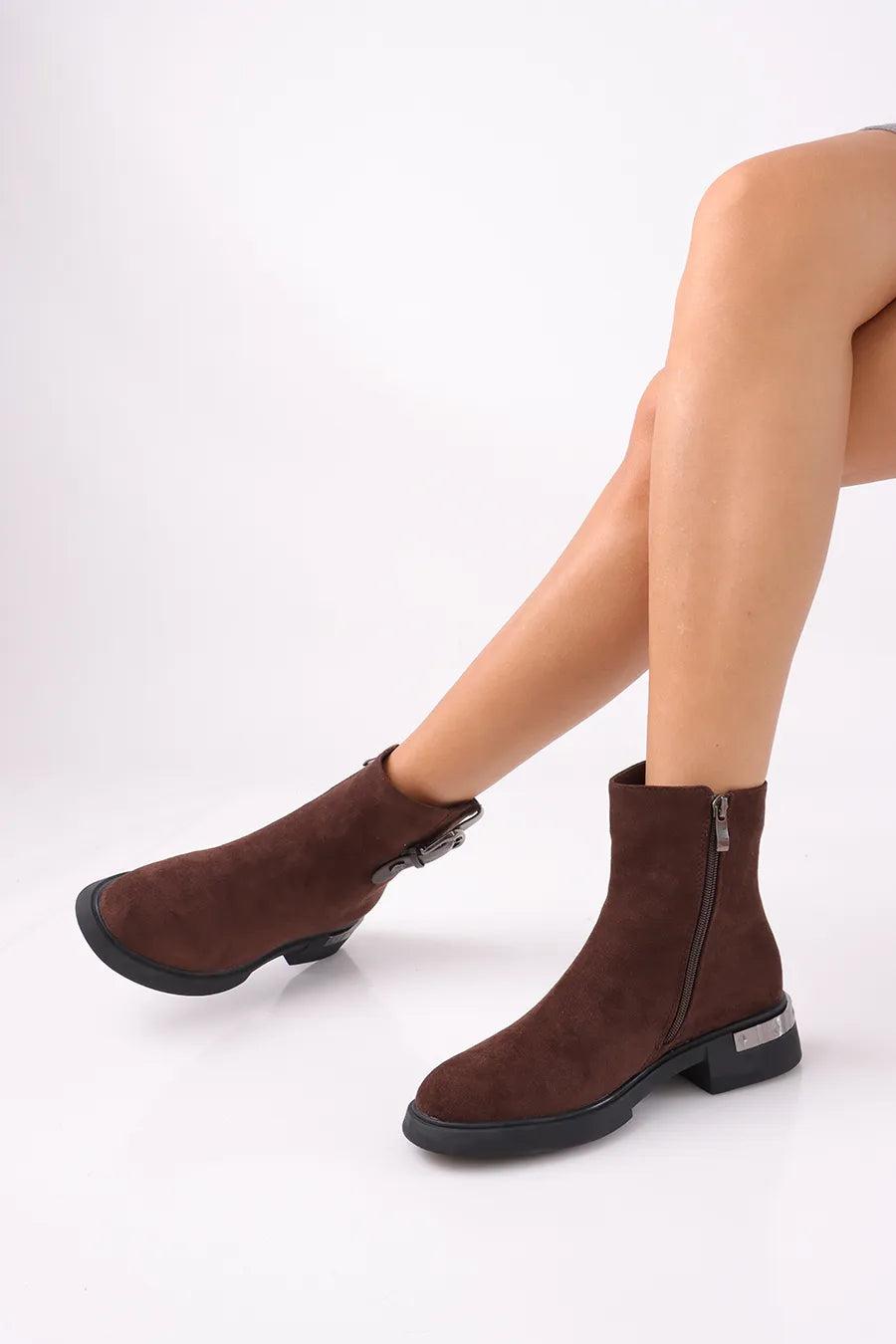 CBT-535 Brown