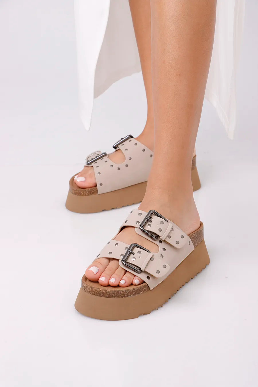 CF-490 Beige