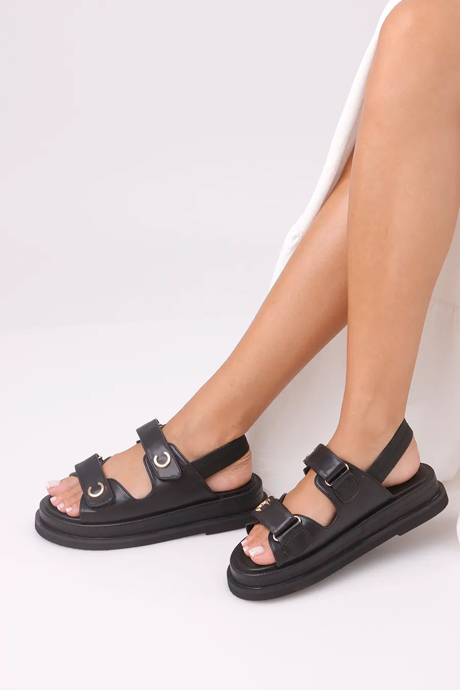 CF-765 Black