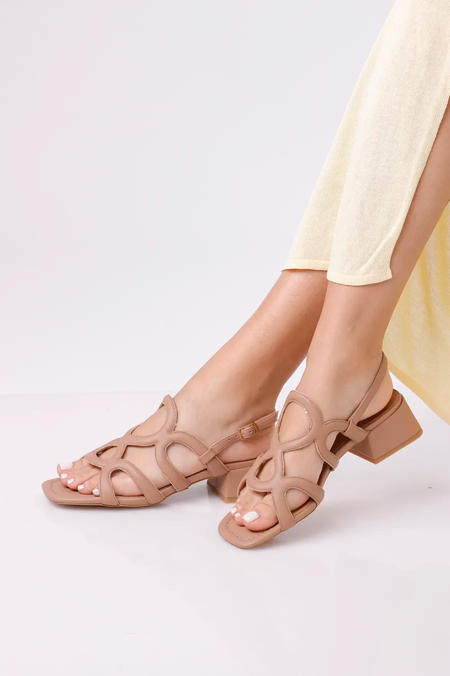 CH-670 Beige