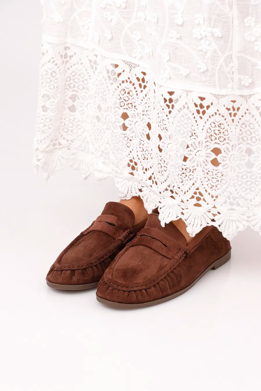 CL-145 Brown