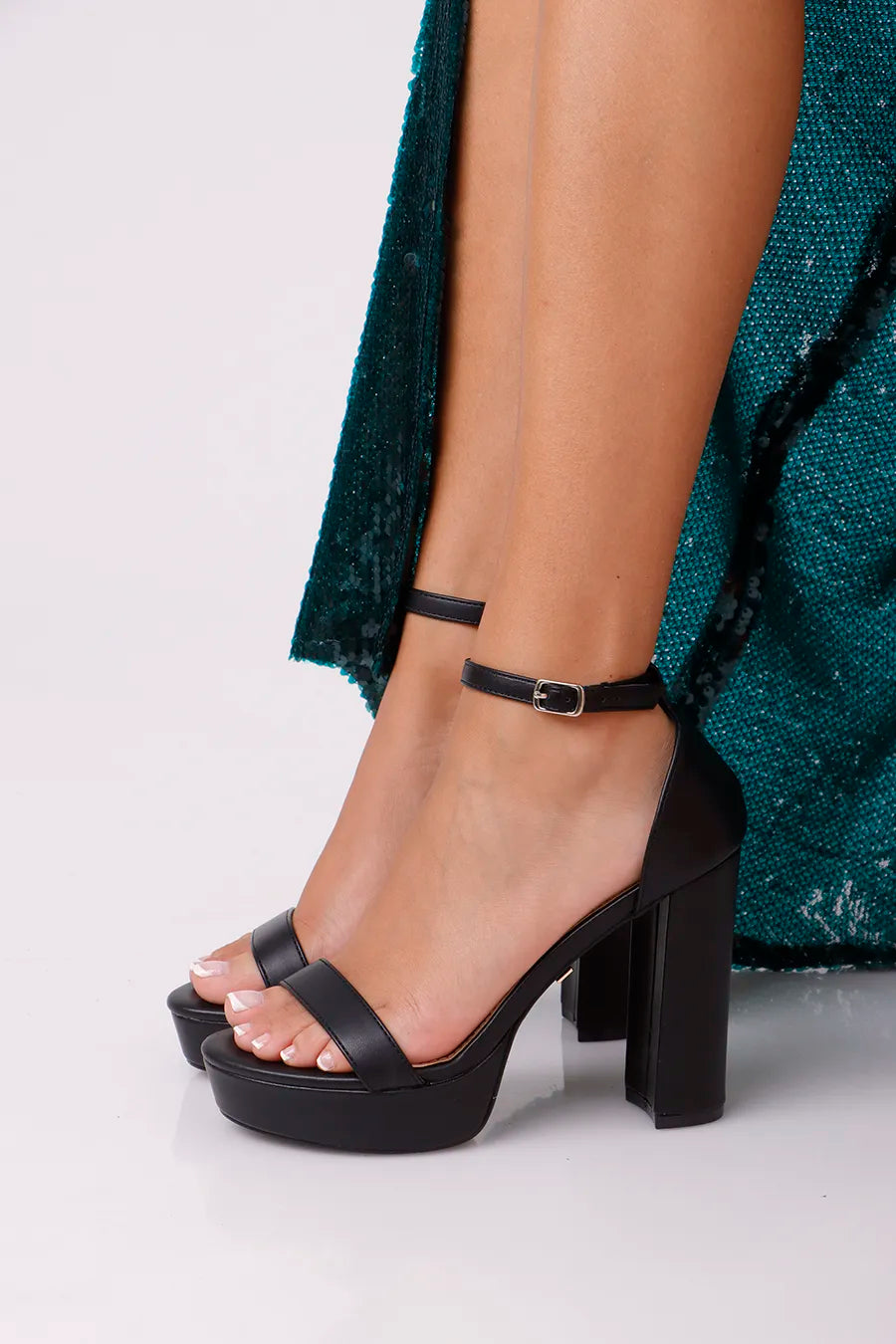 CH-960 Black