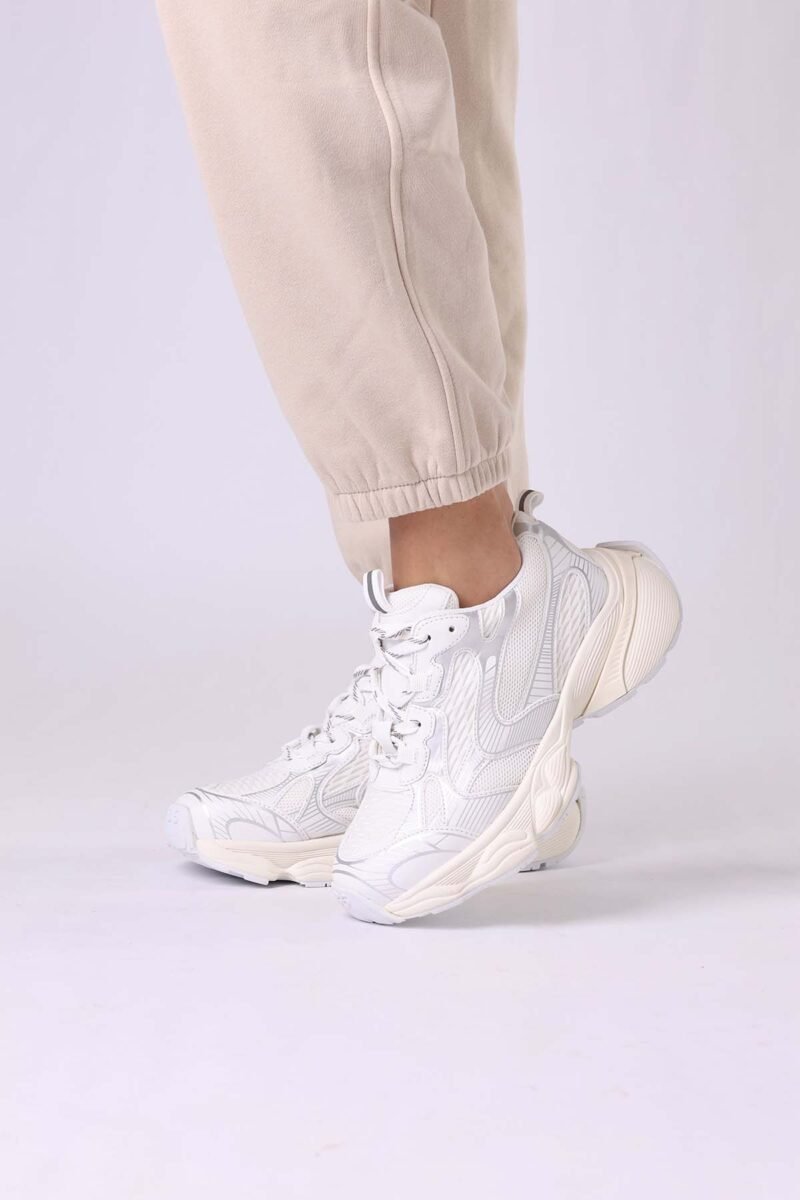 Blanca Sneakers