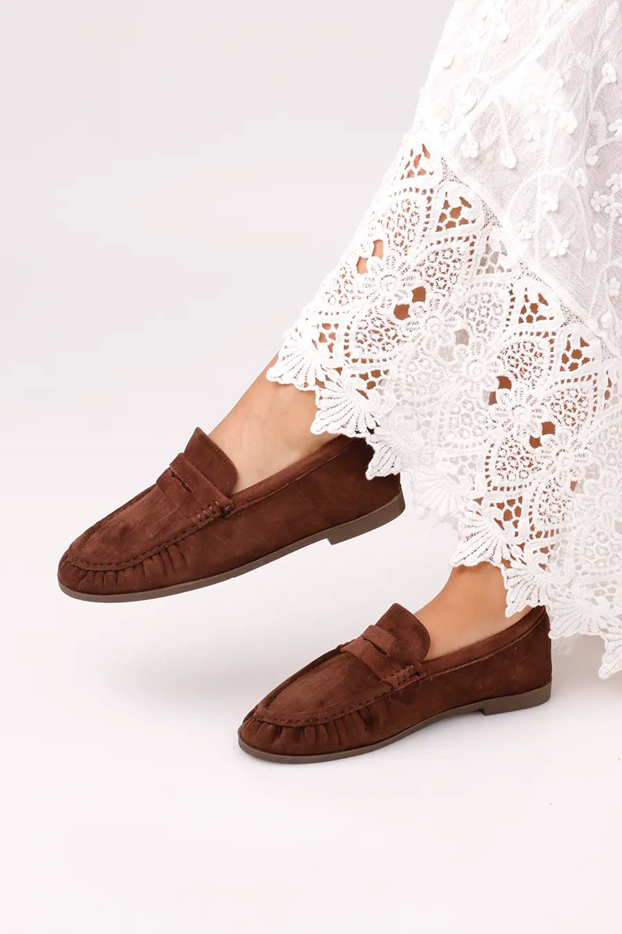 CL-145 Brown