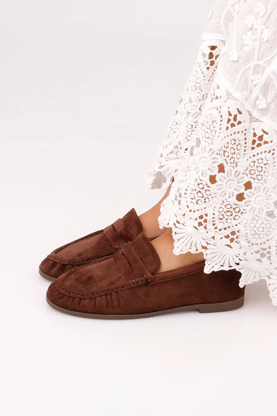 CL-145 Brown