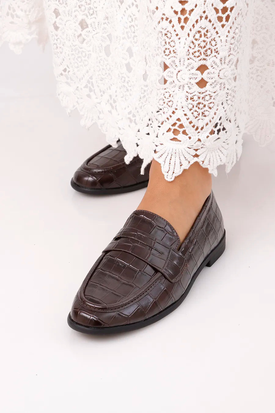 CL-165 Brown
