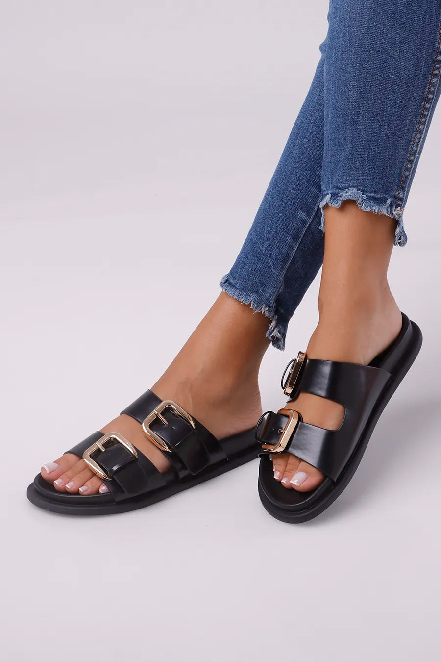 CF-545 Black