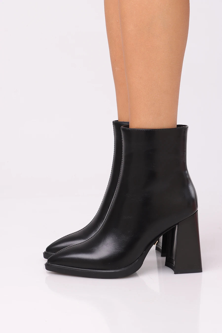 CBT-555 Black
