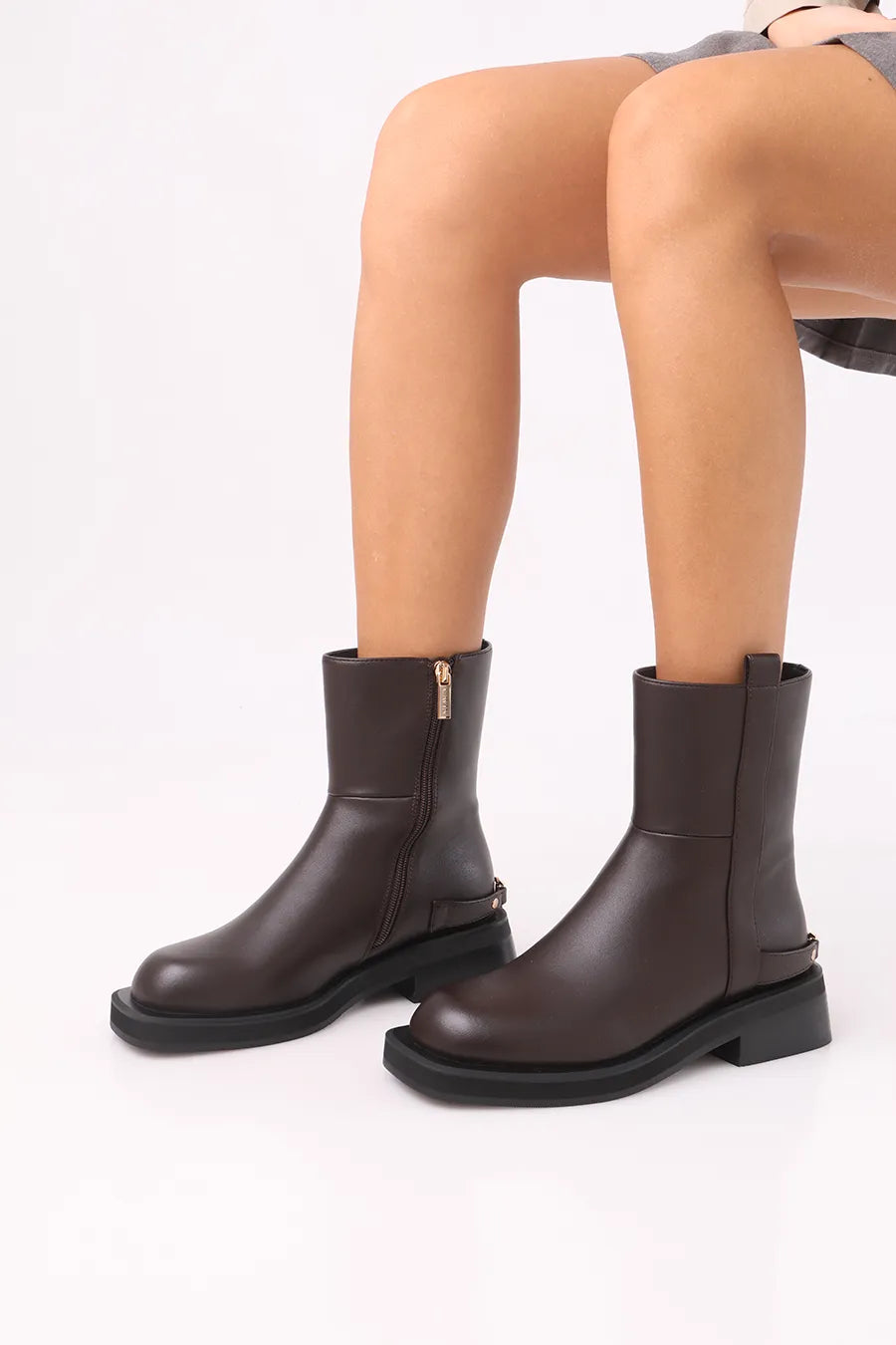 CBT-480 Brown