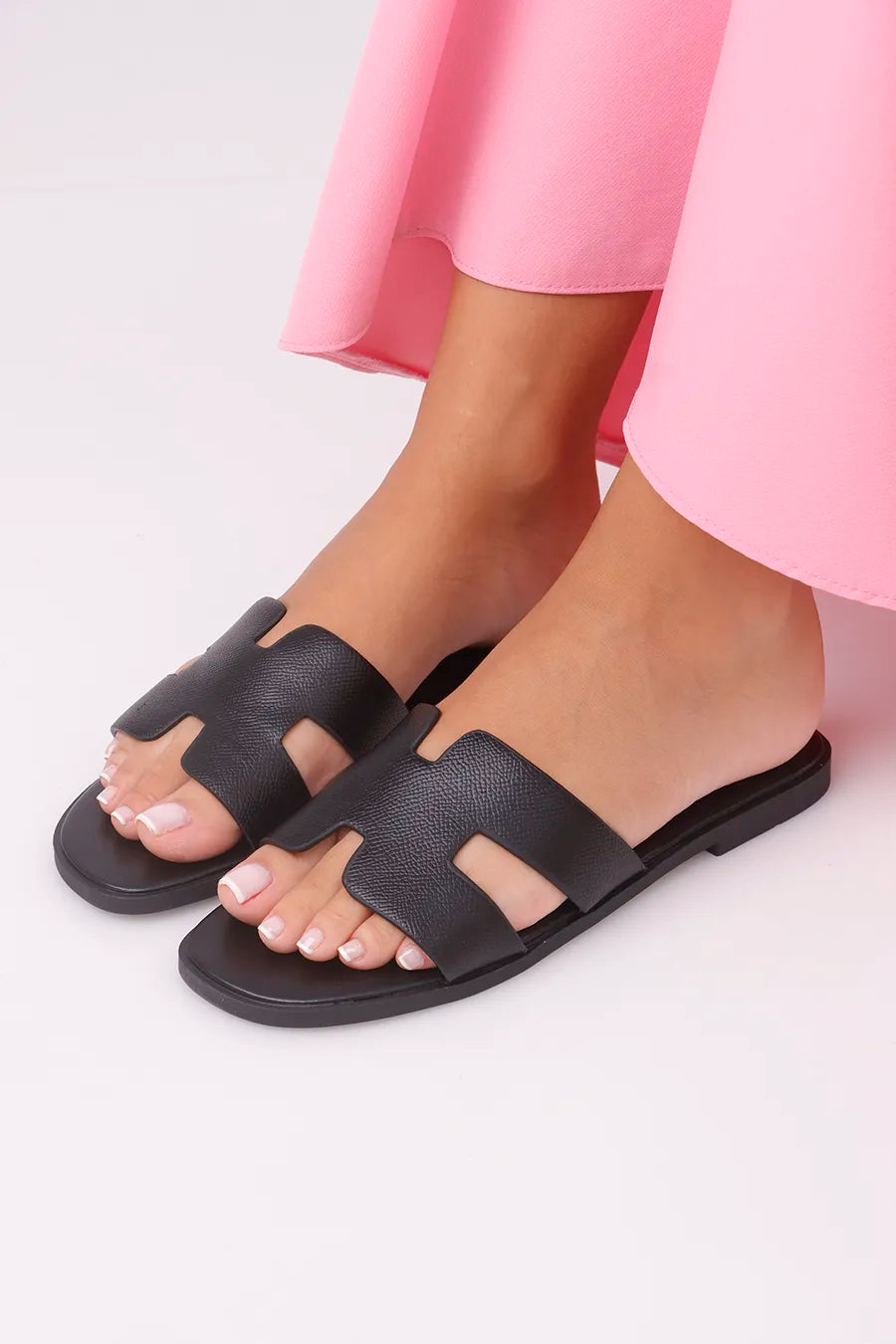CF-555 Black