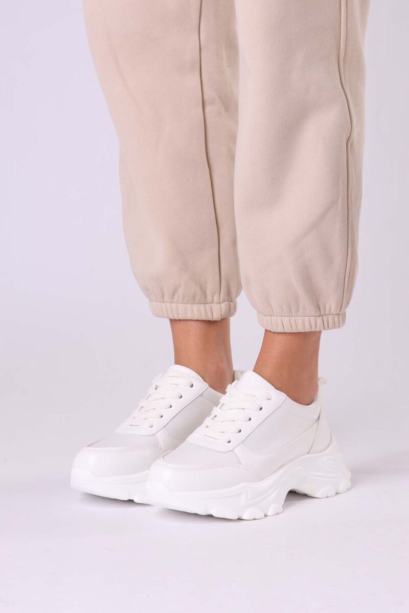 Arlie Sneakers