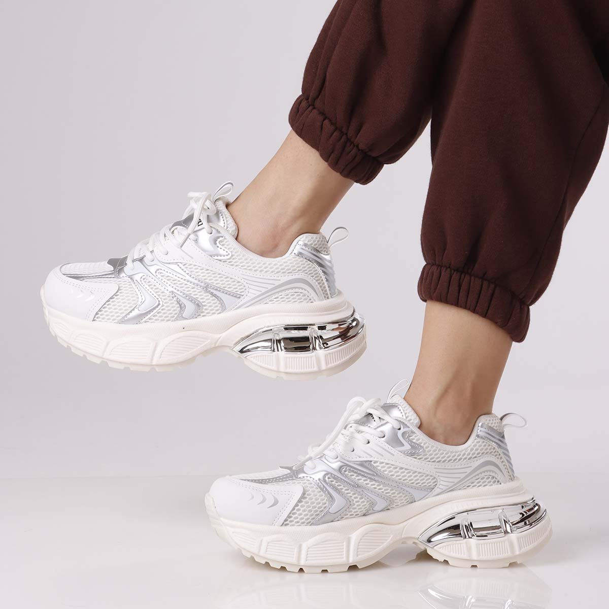 Active Sneakers