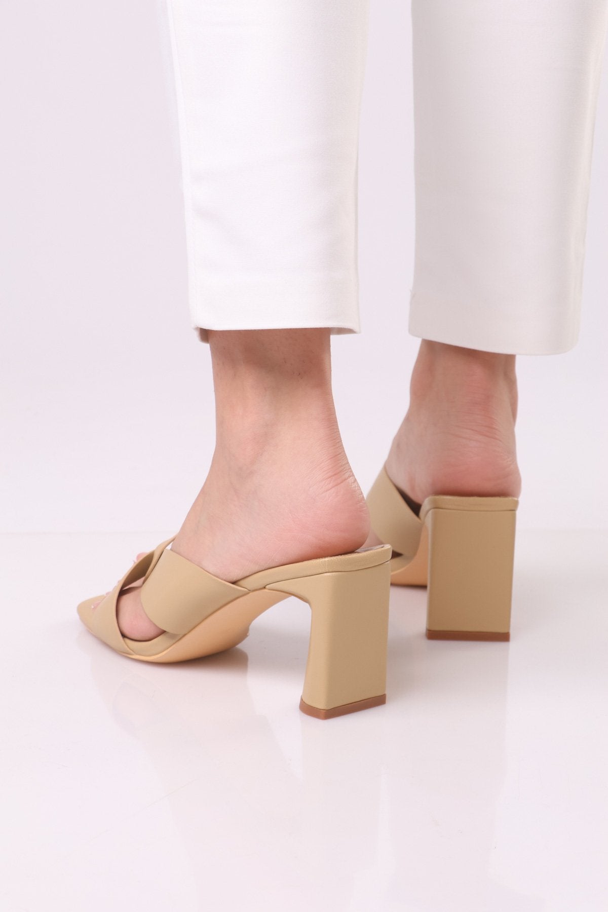 Lark Heels