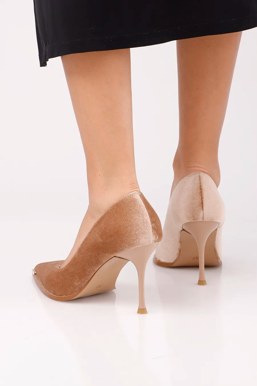 CH-1130 Beige