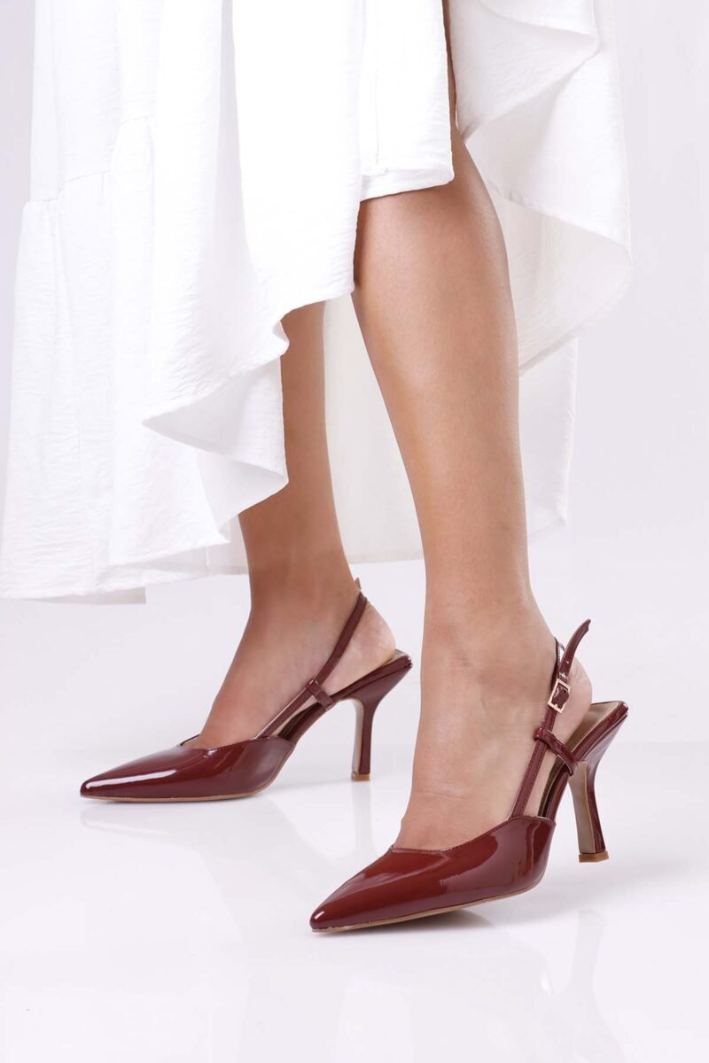 Vesta Glossy Pumps