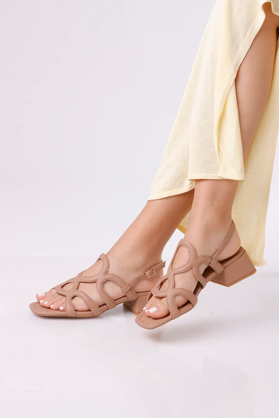 CH-670 Beige