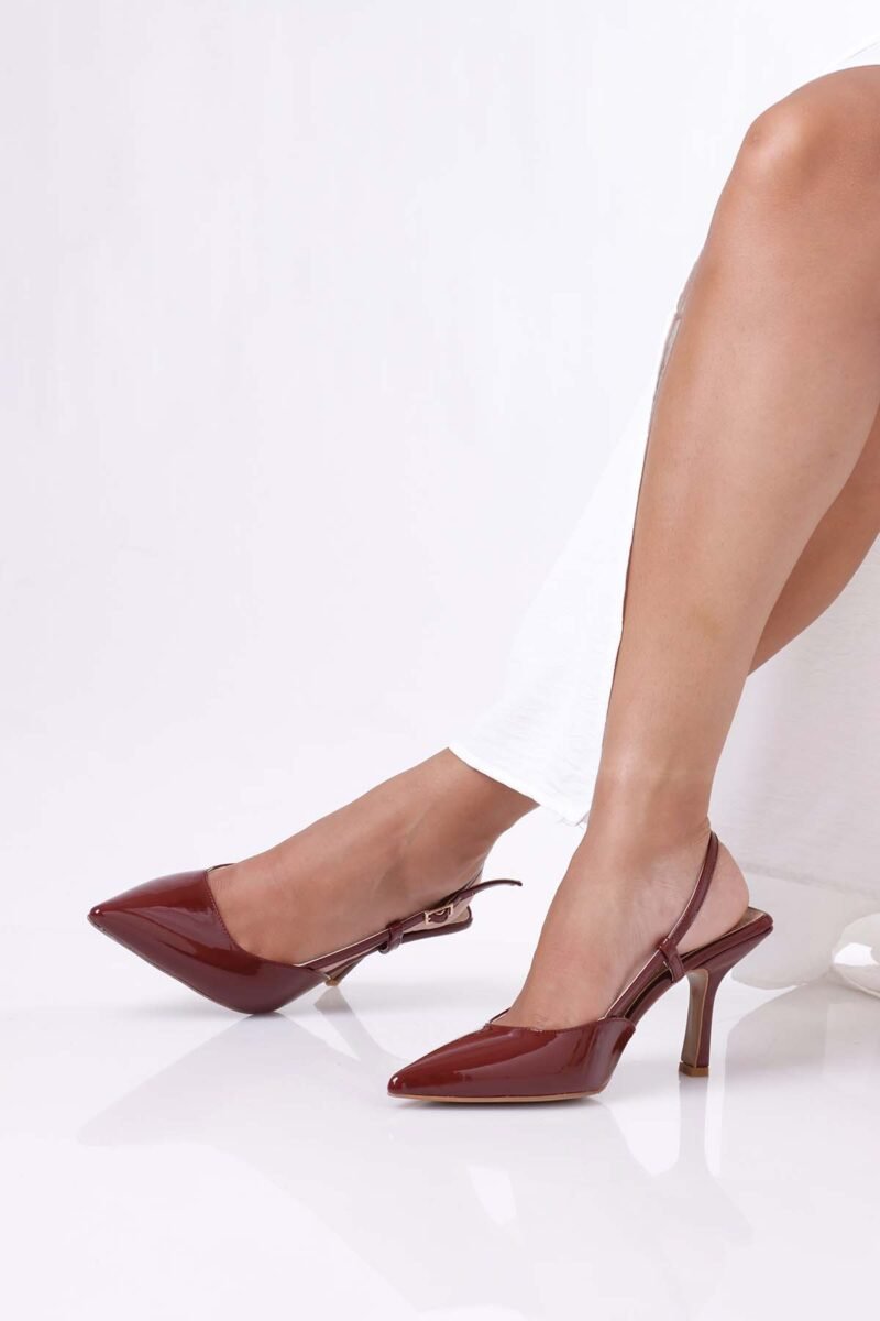 Vesta Glossy Pumps