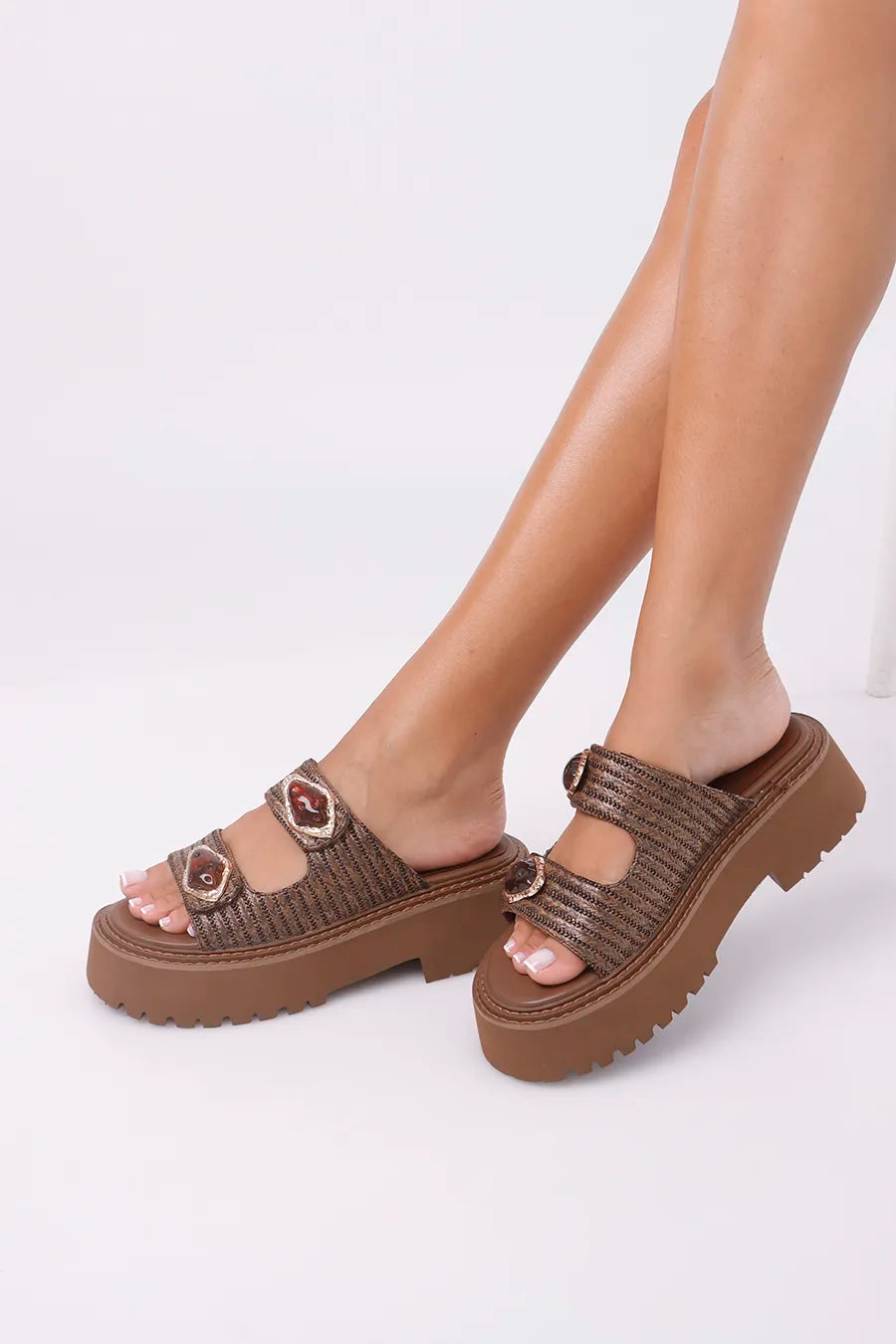 CF-595 Brown