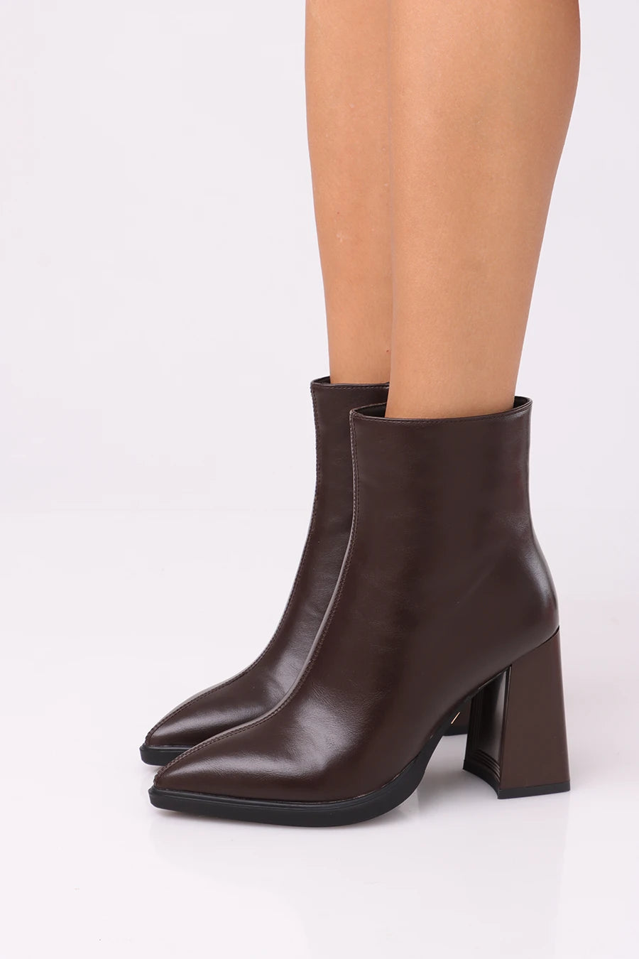 CBT-555 Brown