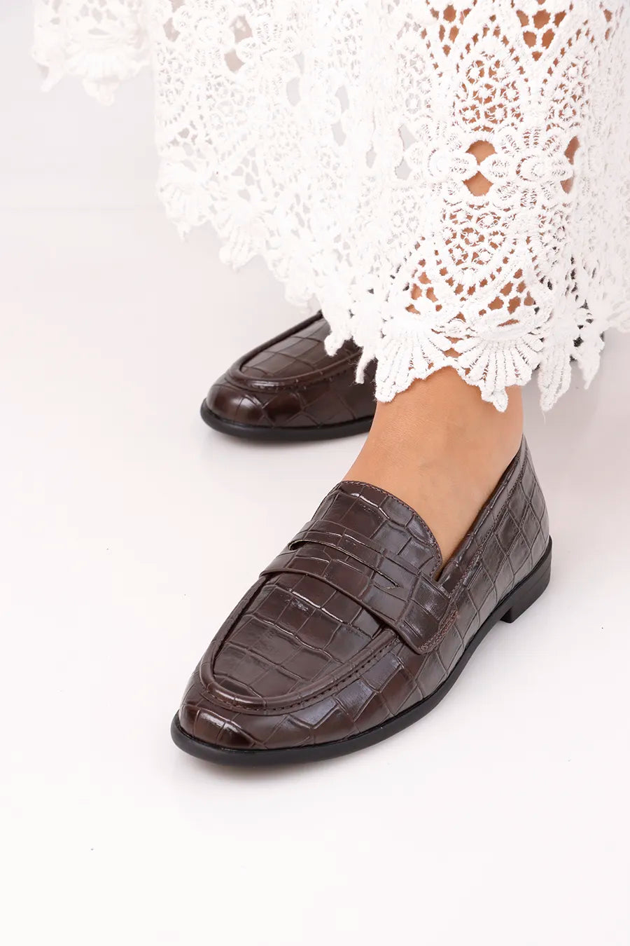 CL-165 Brown