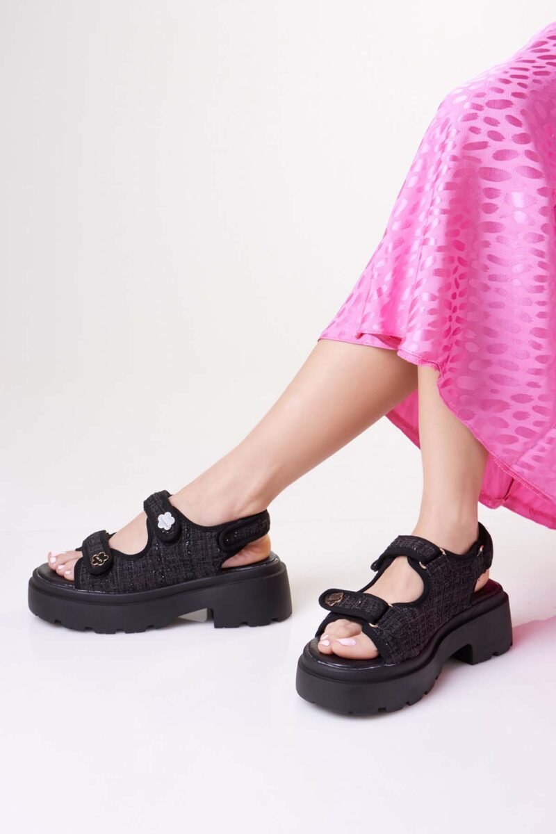 Pegasi Sandal