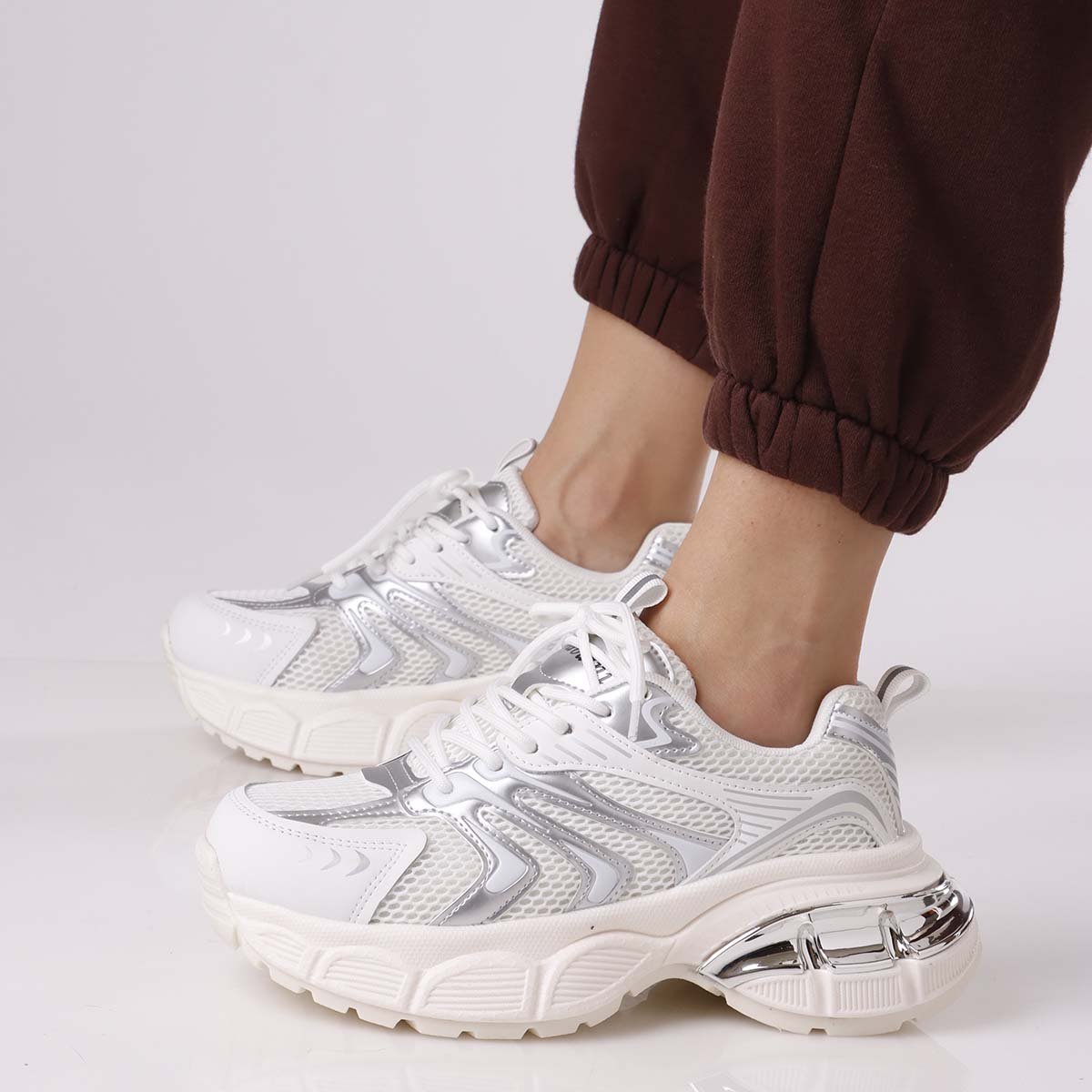 Active Sneakers