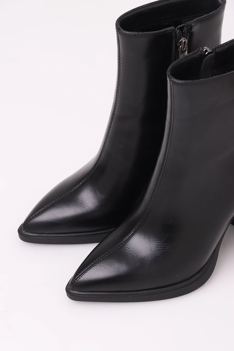 CBT-555 Black