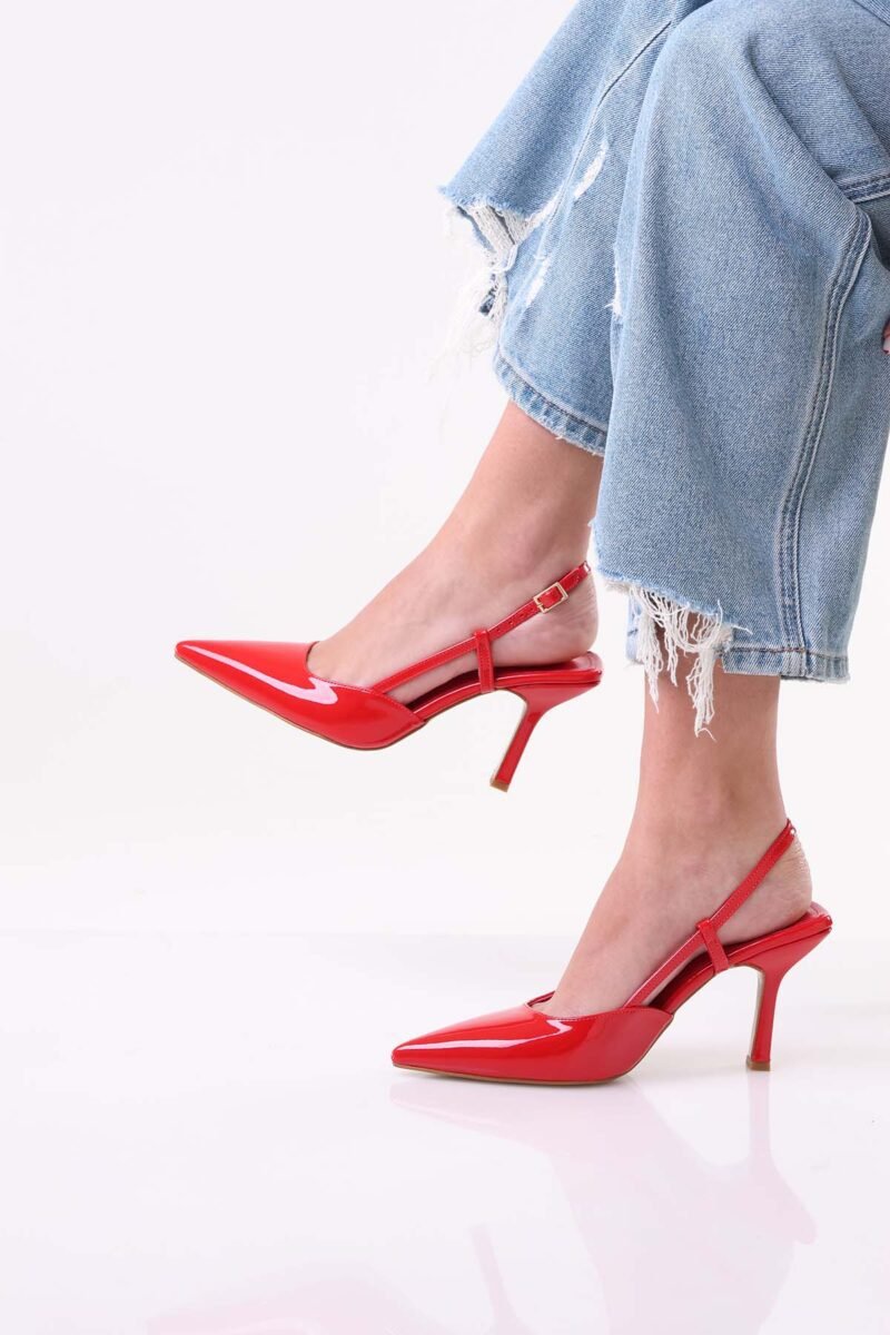 Vesta Glossy Pumps