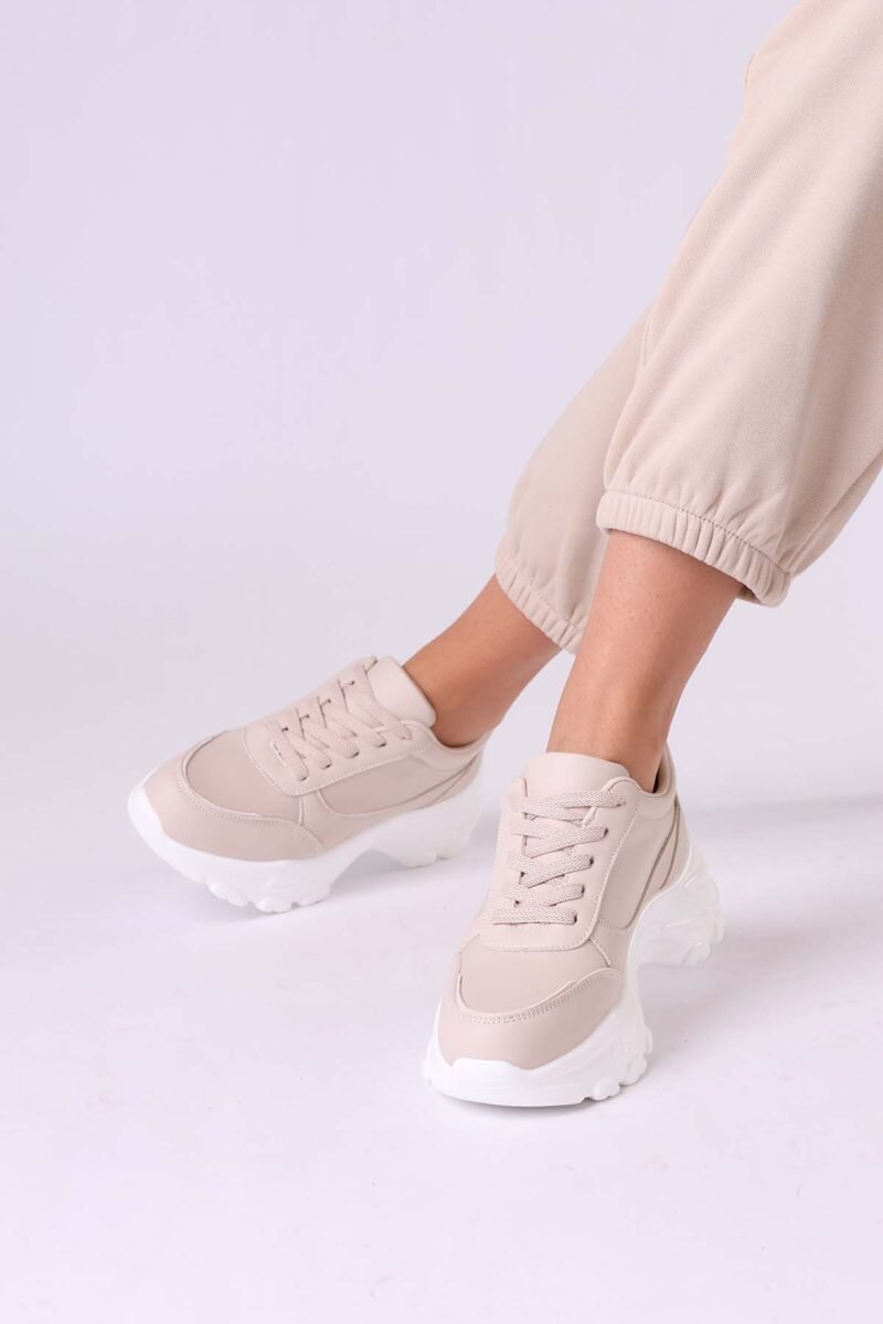 Arlie Sneakers
