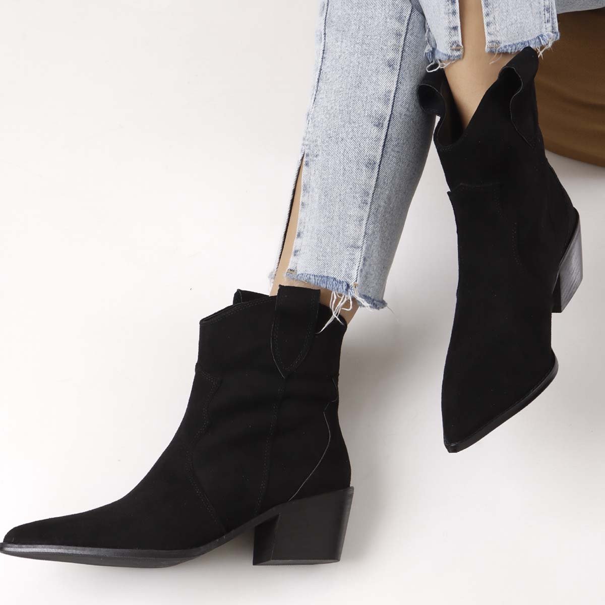 Adita Boots