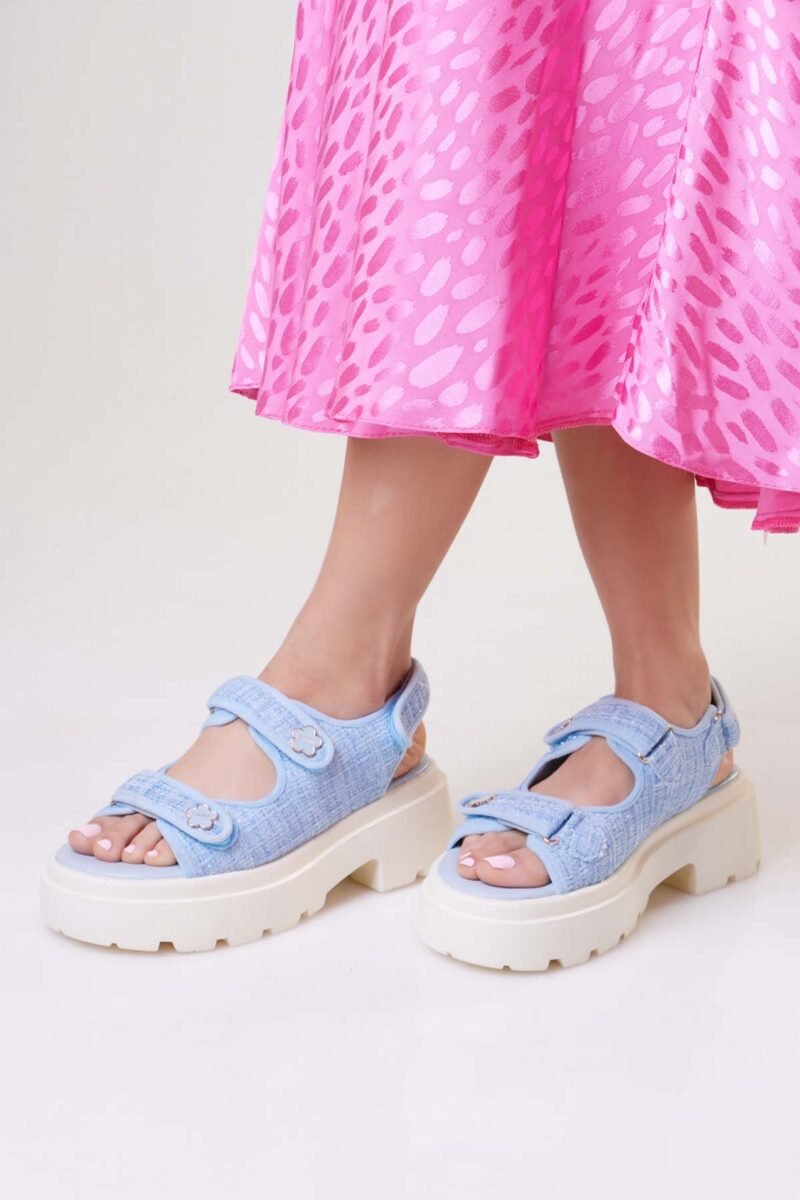 Pegasi Sandal