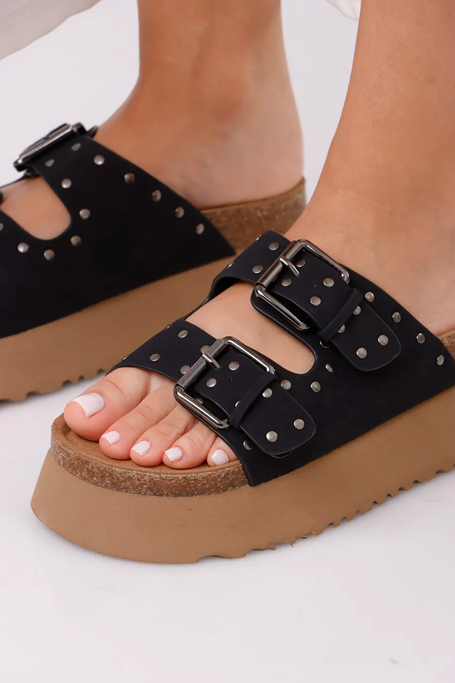 CF-490 Black