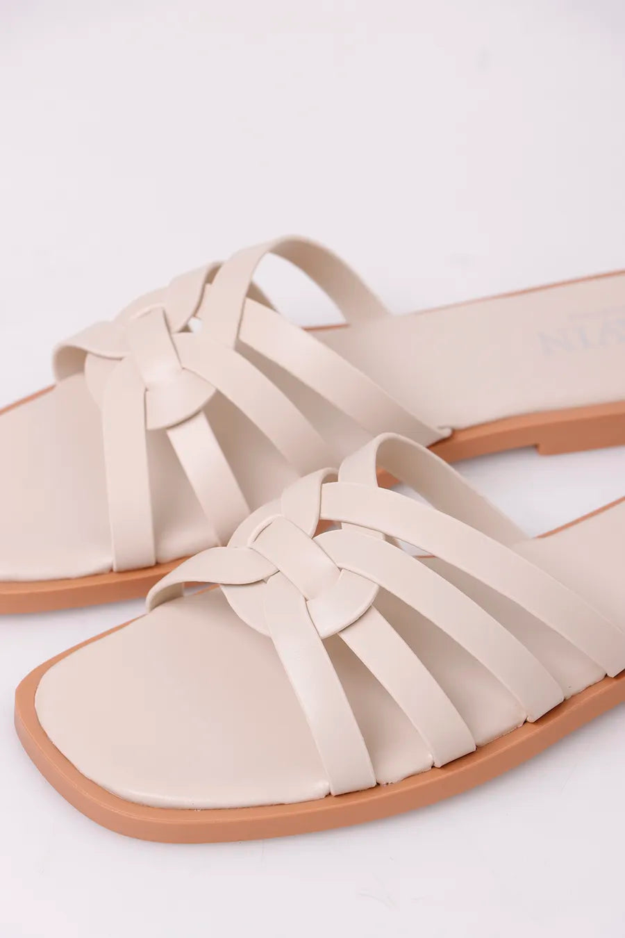 CF-440 Beige