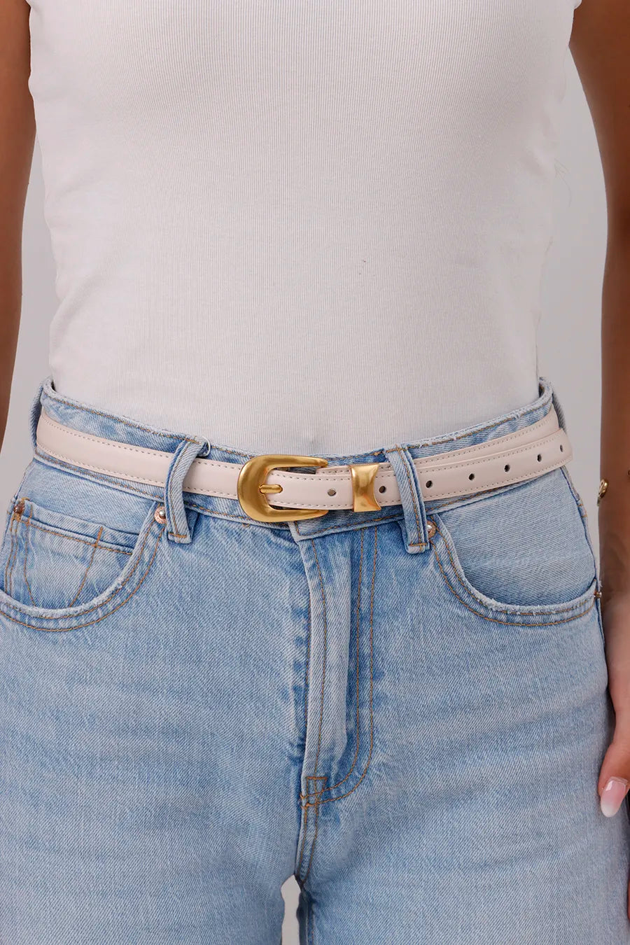 CA-55 Off-white