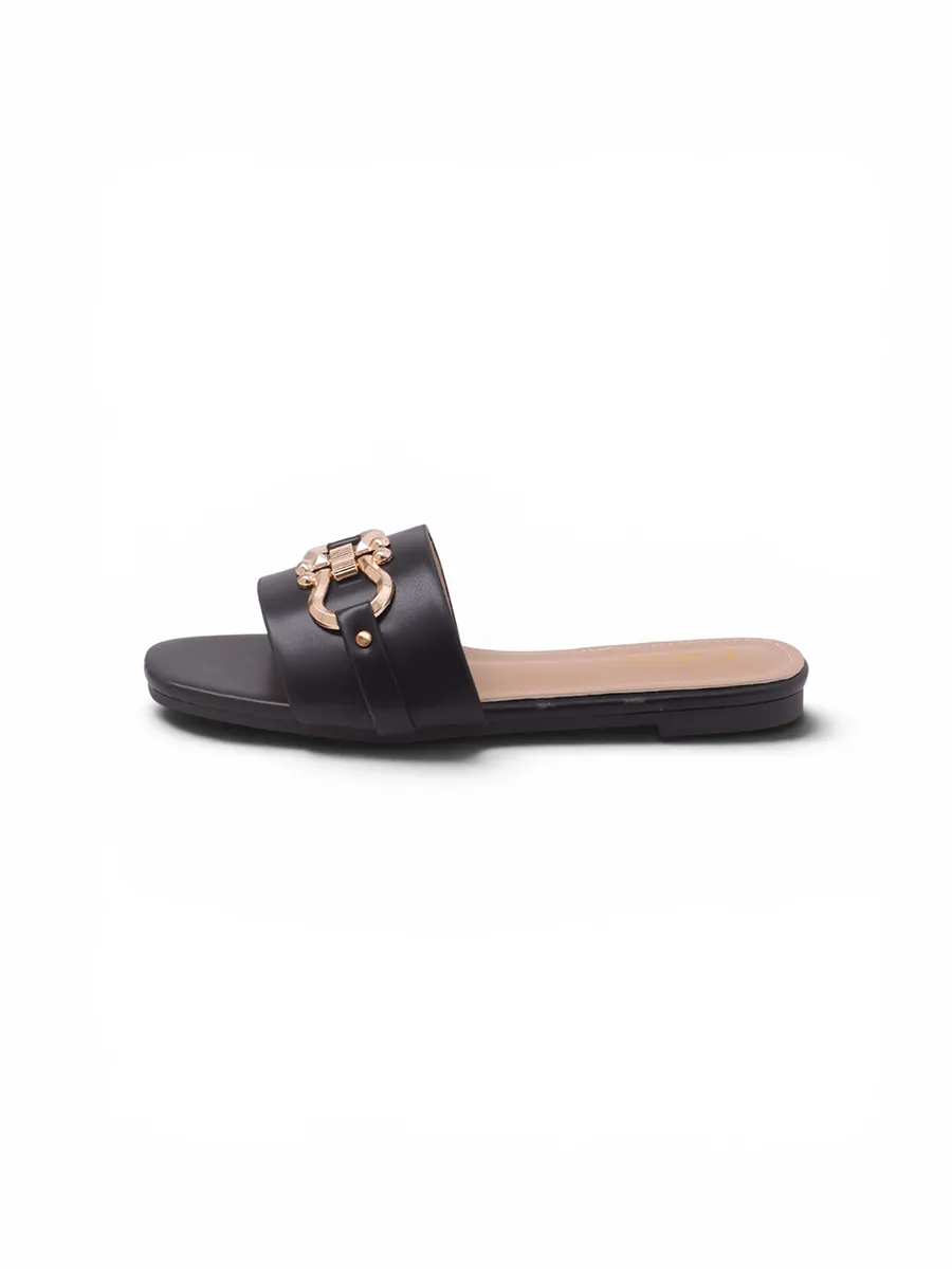 CF-685 Black