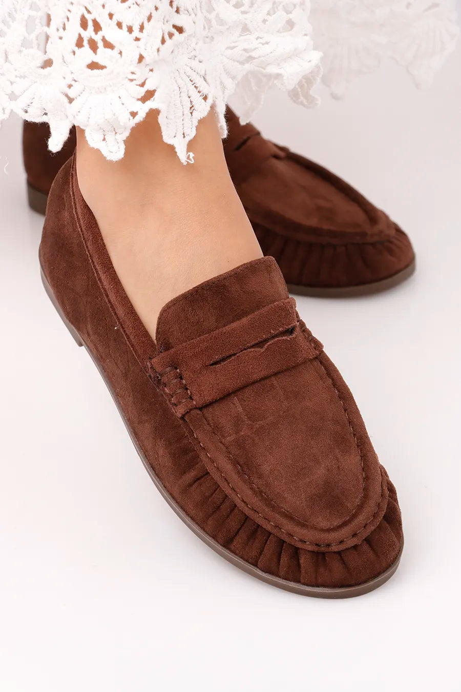 CL-145 Brown