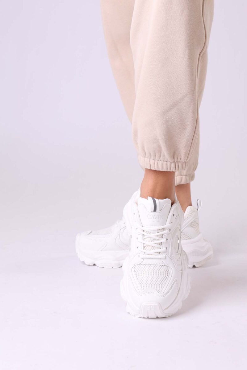 Kiva Sneakers
