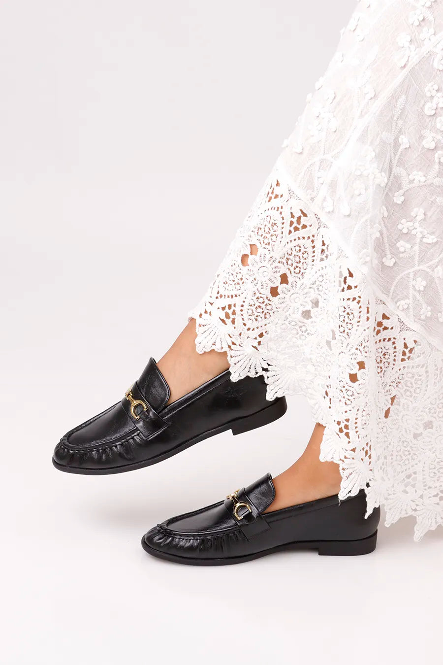 CL-135 Black