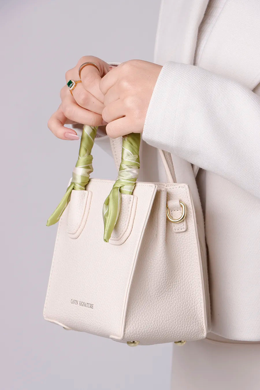 CBA-435 Off-white (mini)