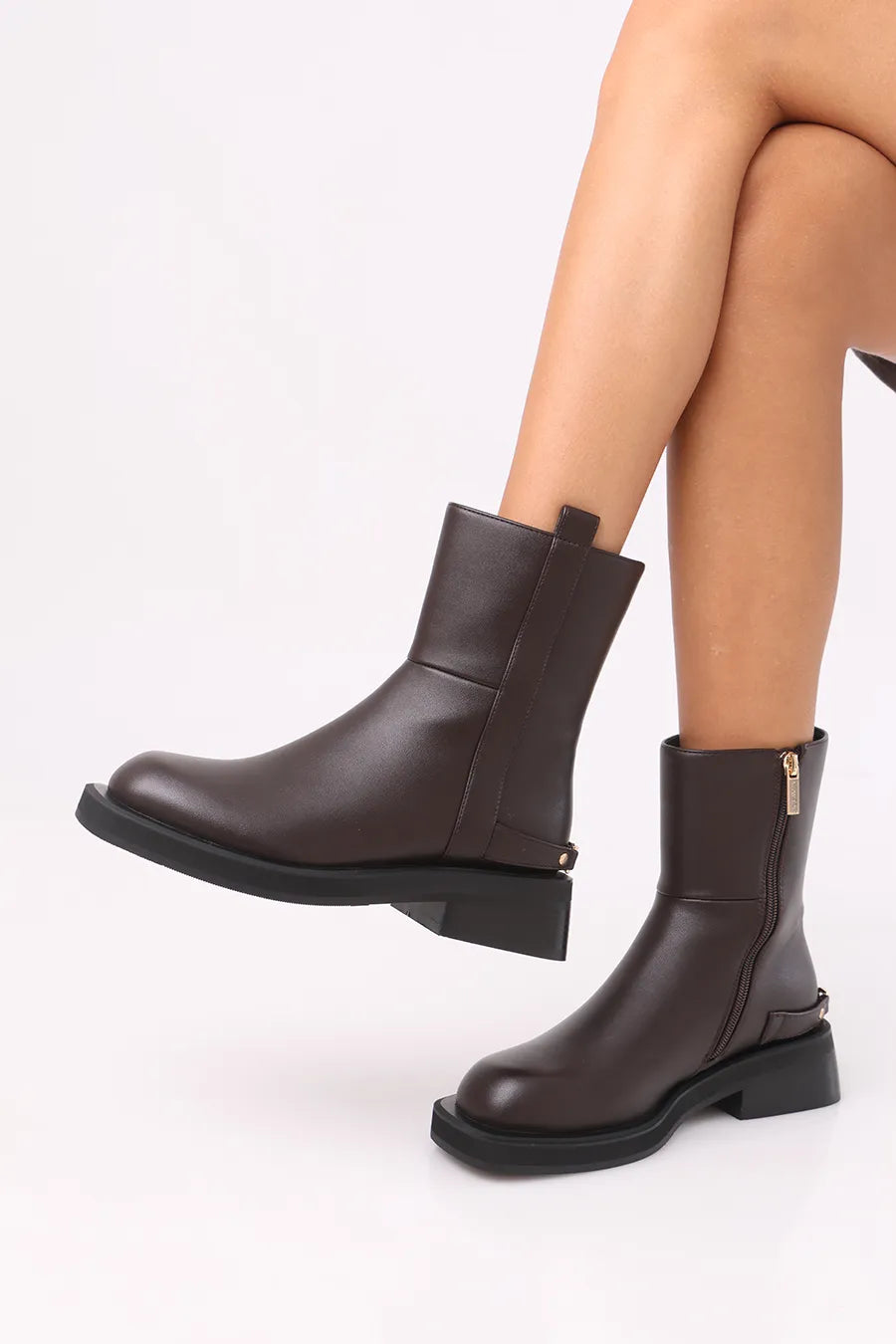 CBT-480 Brown